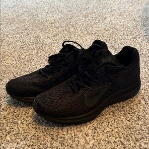 Women’s Nike Black Athletic Shoes